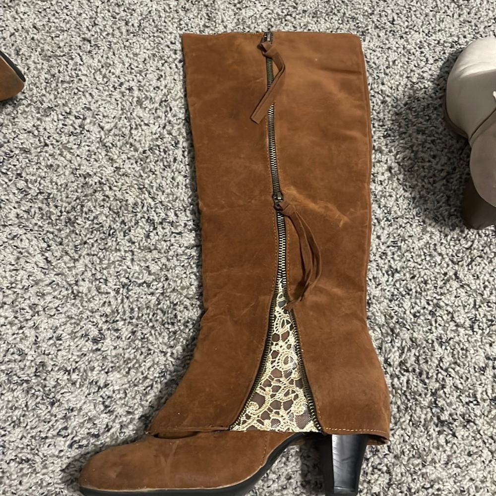 Gorgeous brown boots with peek-a-boo lace!
